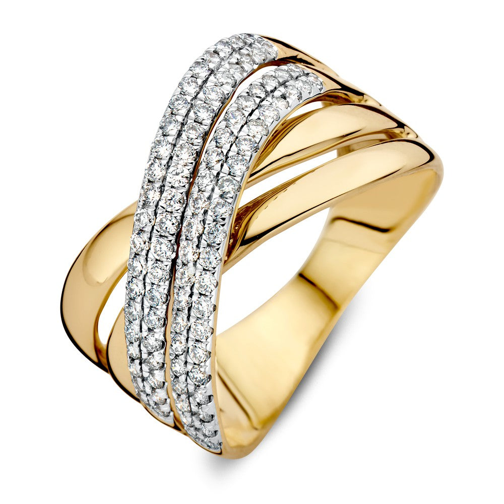 Geelgouden crossover ring met drie rijen diamanten in een glanzende afwerking.