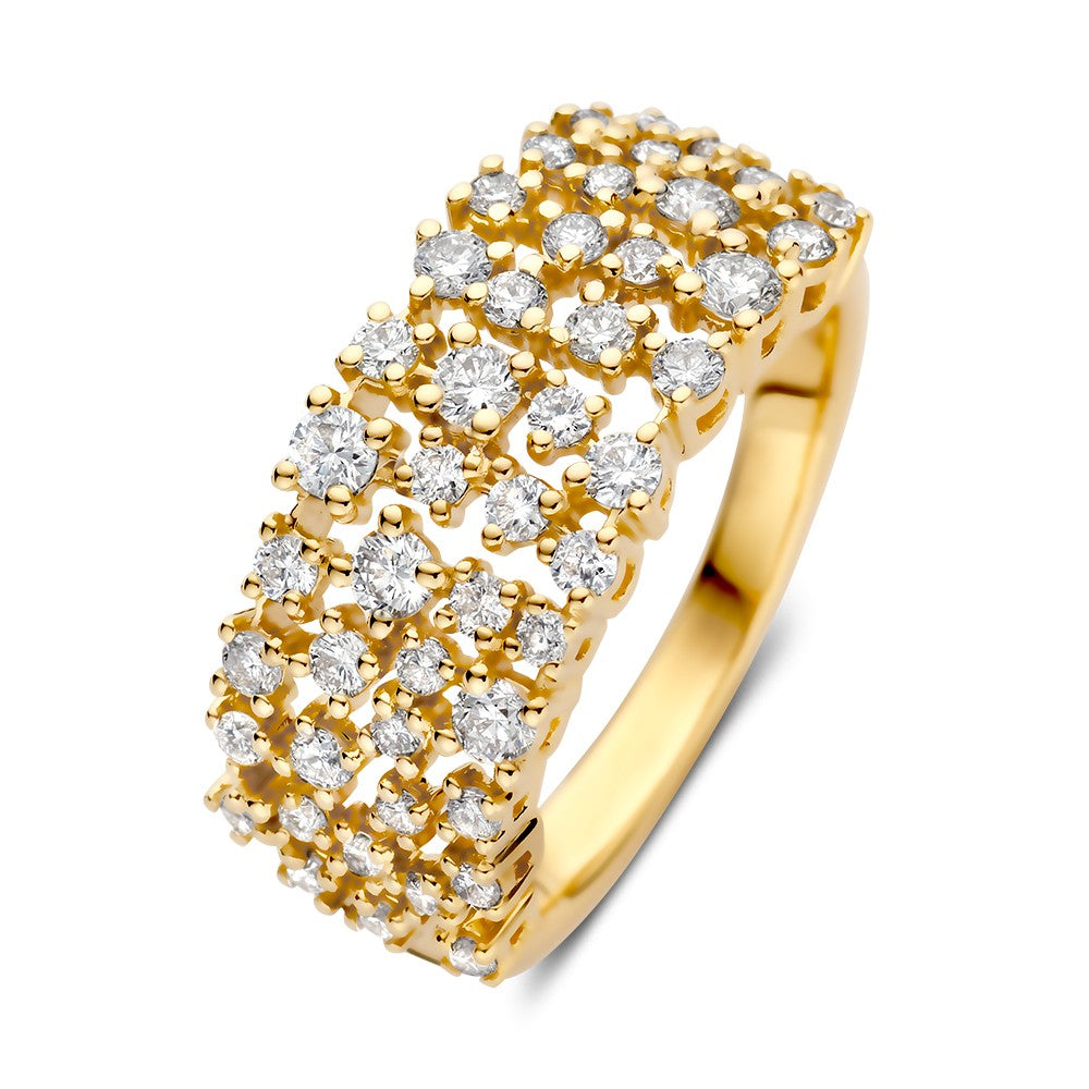 Geelgouden ring bezet met briljanten van 0.92 crt in een speelse, golvende vorm.