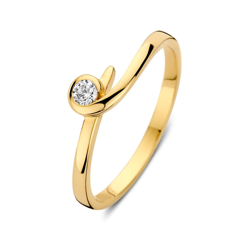 Geelgouden ring met een enkele zirkonia in sierlijke zetting en een minimalistisch ontwerp.