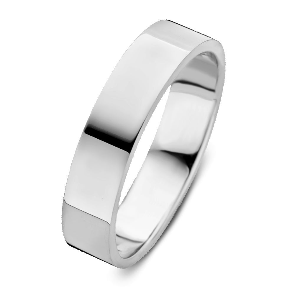 Witgouden ring van 5 mm breed met een gladde, gepolijste afwerking.