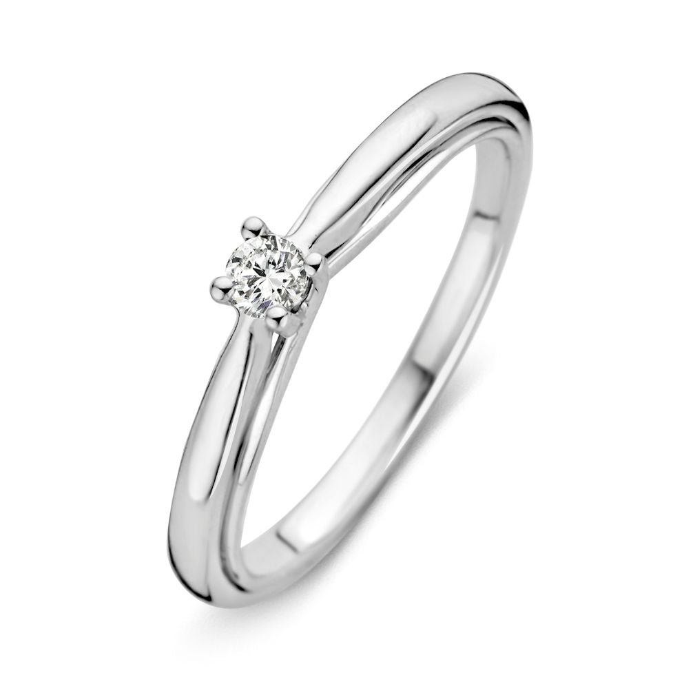 De Elegante Witgouden Ring met Briljant Diamant 0.09 crt. van Excellent Jewelry is een simpele, elegante ring met een briljant geslepen diamant in vier pootjes op een gladde, gepolijste band.