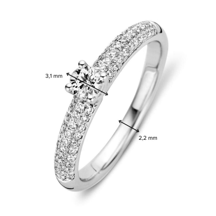 Stunning White Gold Ring with 0.47 Carat Total Diamond Weight