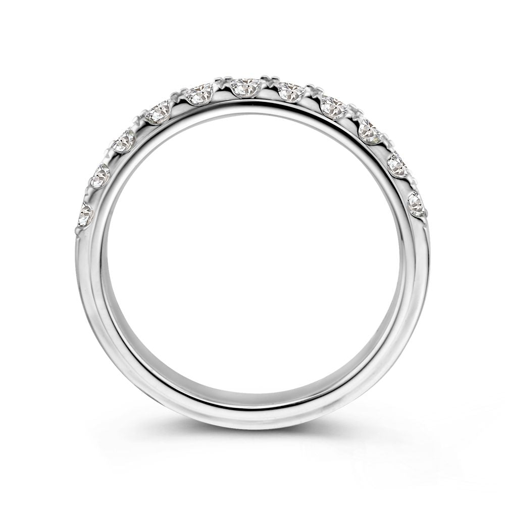 Stunning White Gold Ring with Brilliant Diamonds in Chaton Setting (0.76 Carat)