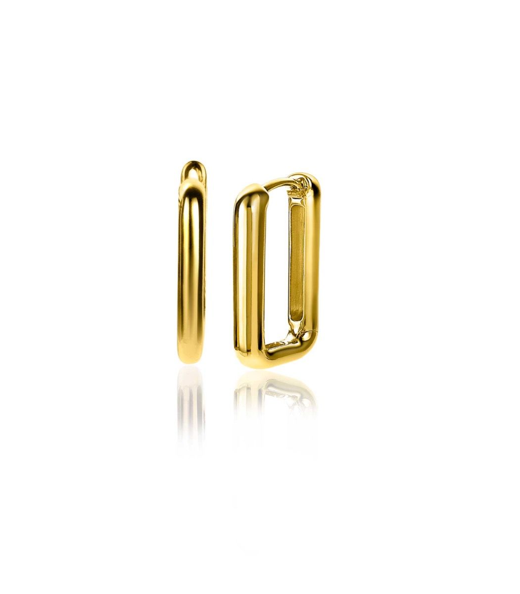 Een paar kleine, rechthoekige Zinzi Oorbellen Gold Plated Zio2221 G oorbellen met een gladde 14K vergulde afwerking worden weergegeven op een witte achtergrond, één naar voren gericht en één opzij gedraaid.