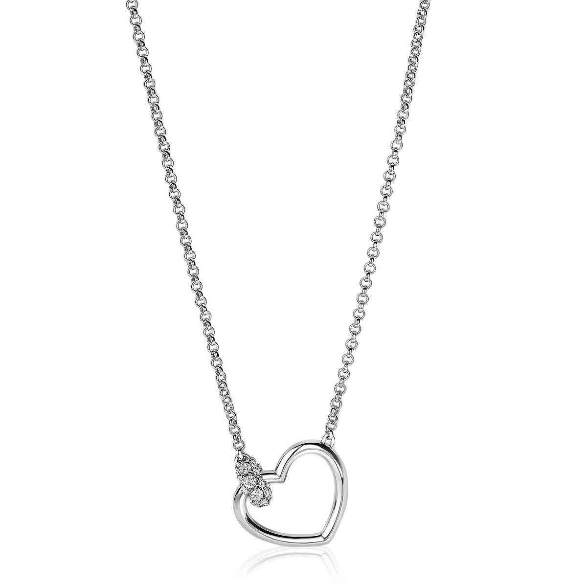 Zilveren ketting met een open hartje en drie kleine steentjes aan de zijkant.