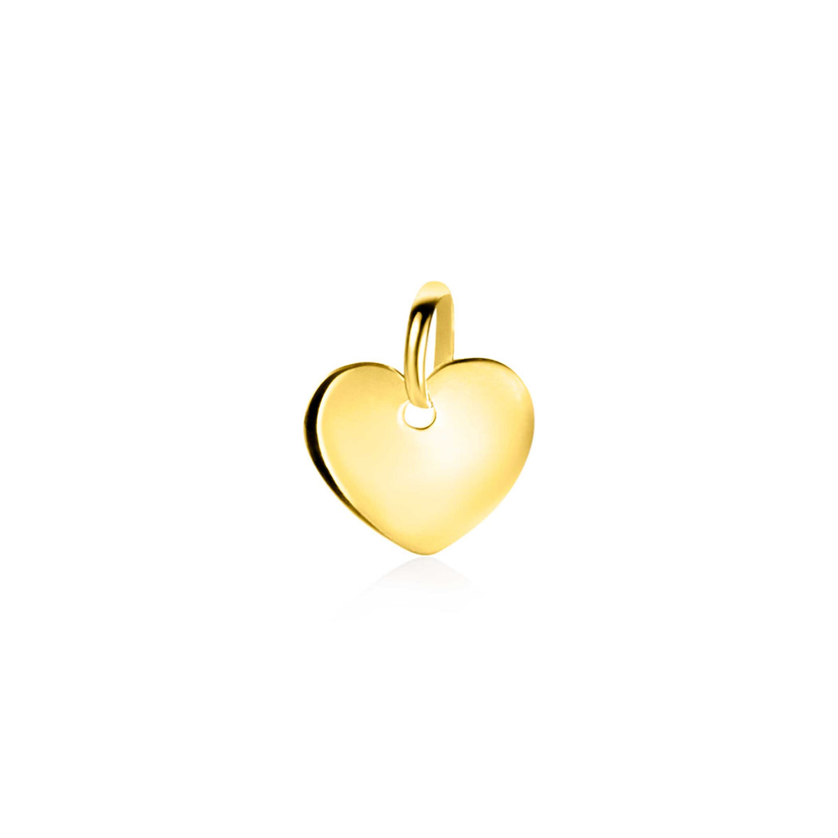 Gouden hartvormige hanger met een glanzende afwerking en een oogje voor bevestiging.