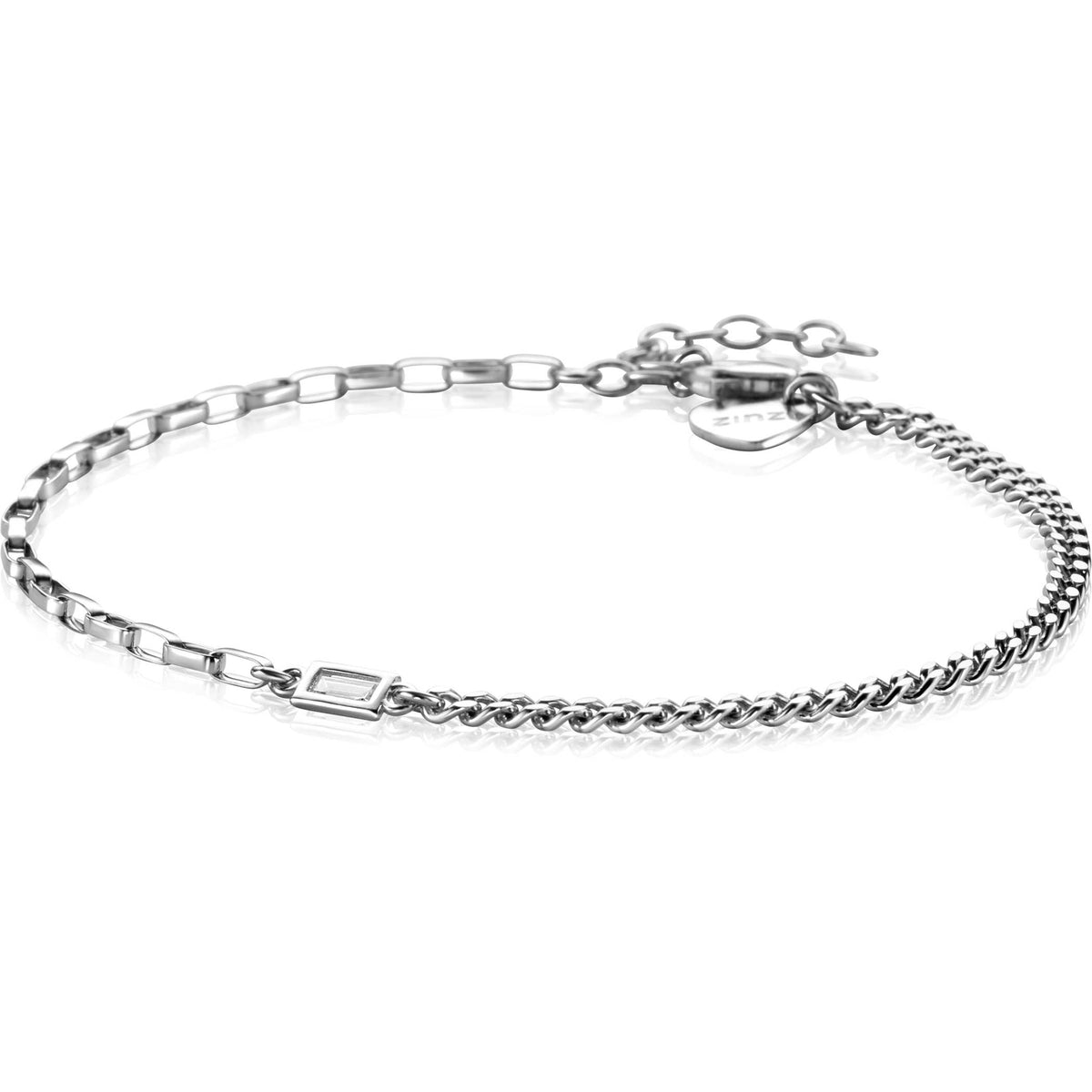 Zilveren armband met een schakelontwerp en een vierkante bedel.