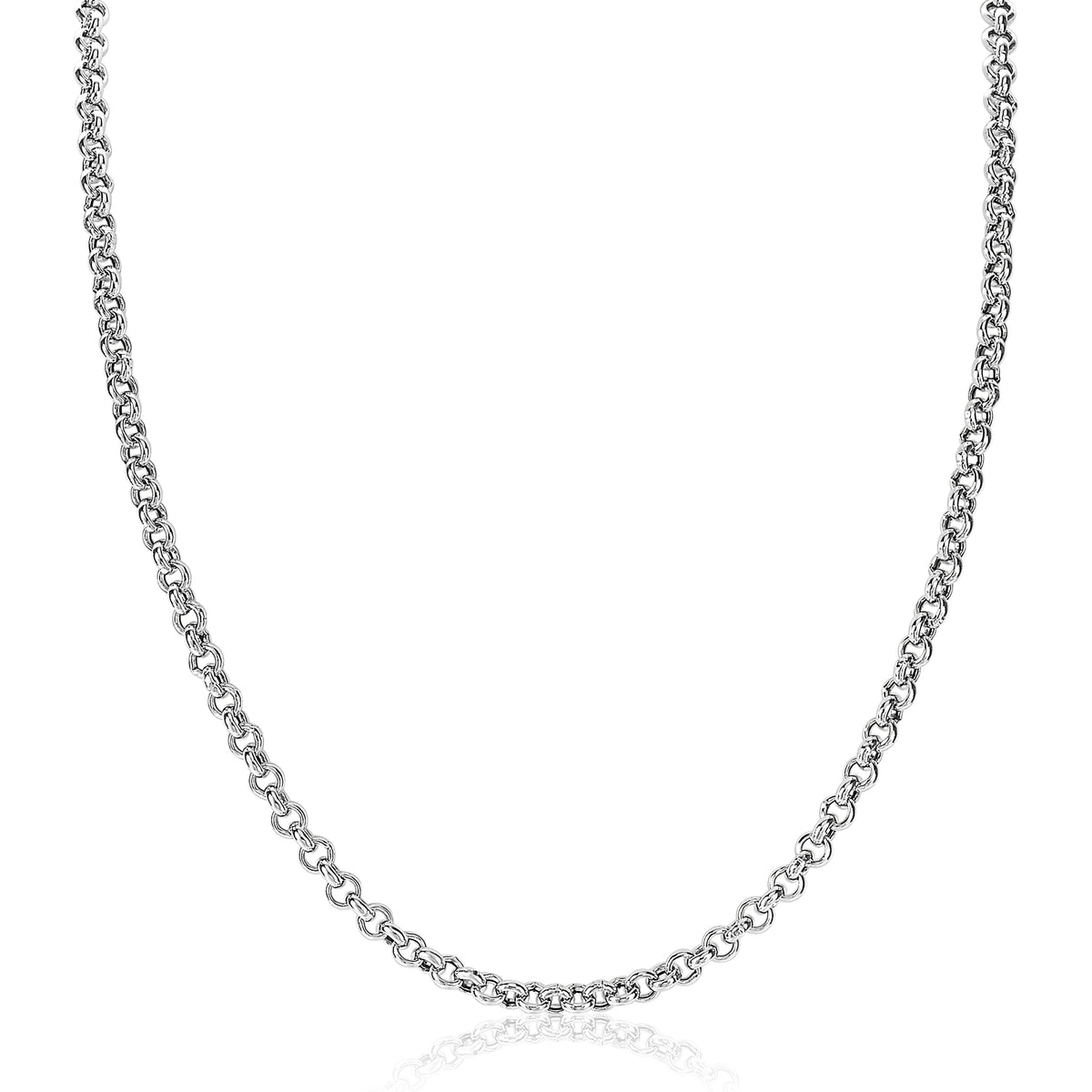 Zilveren ketting met een fijne schakelstructuur en een glanzende afwerking.