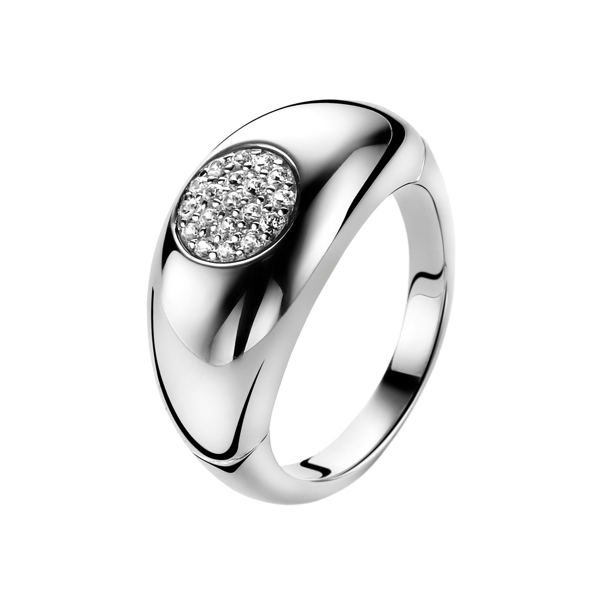 Zilveren ring met een ronde, glanzende schijf bezet met kleine, sprankelende steentjes.