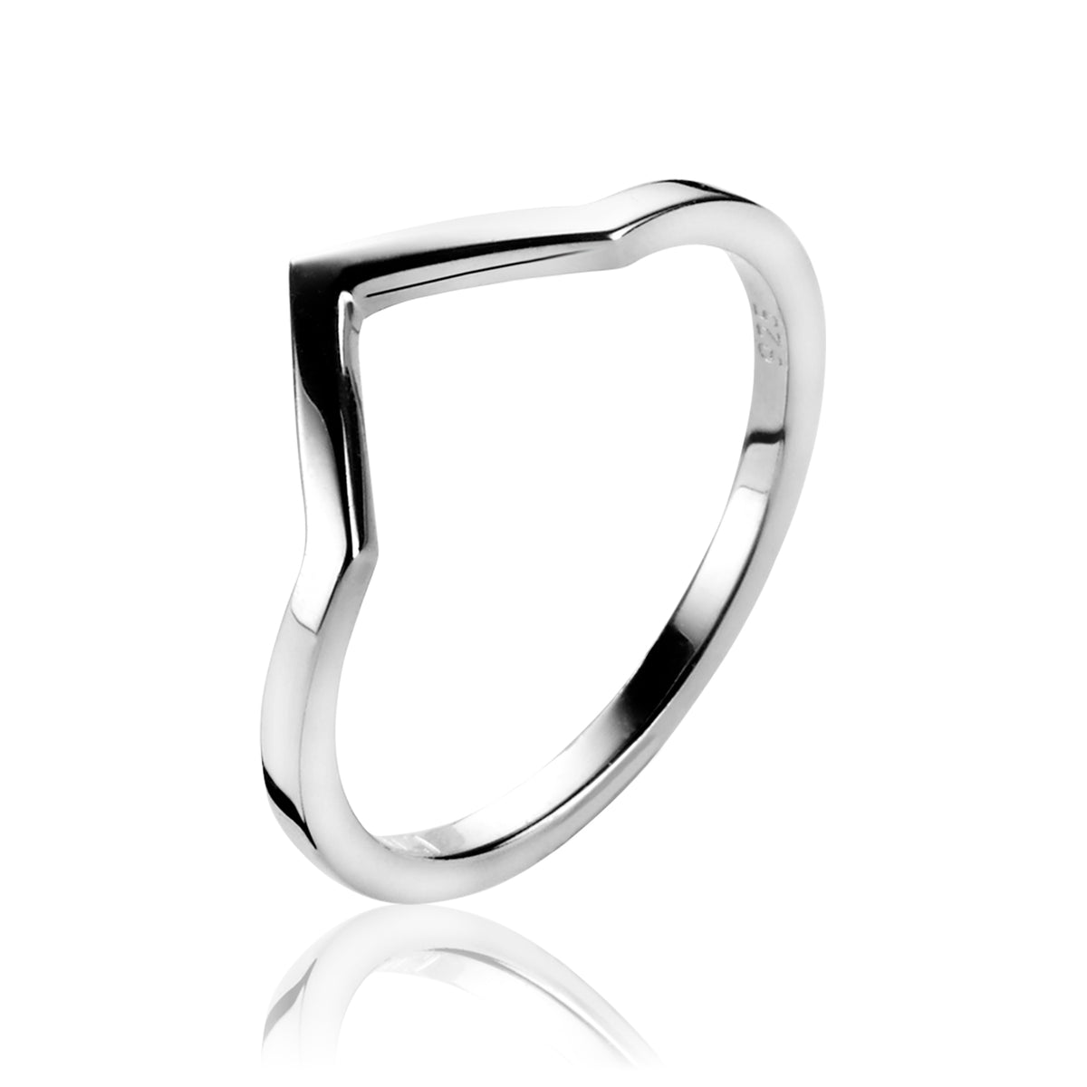 Zilveren ring met een moderne, golvende vorm en een glanzende afwerking.