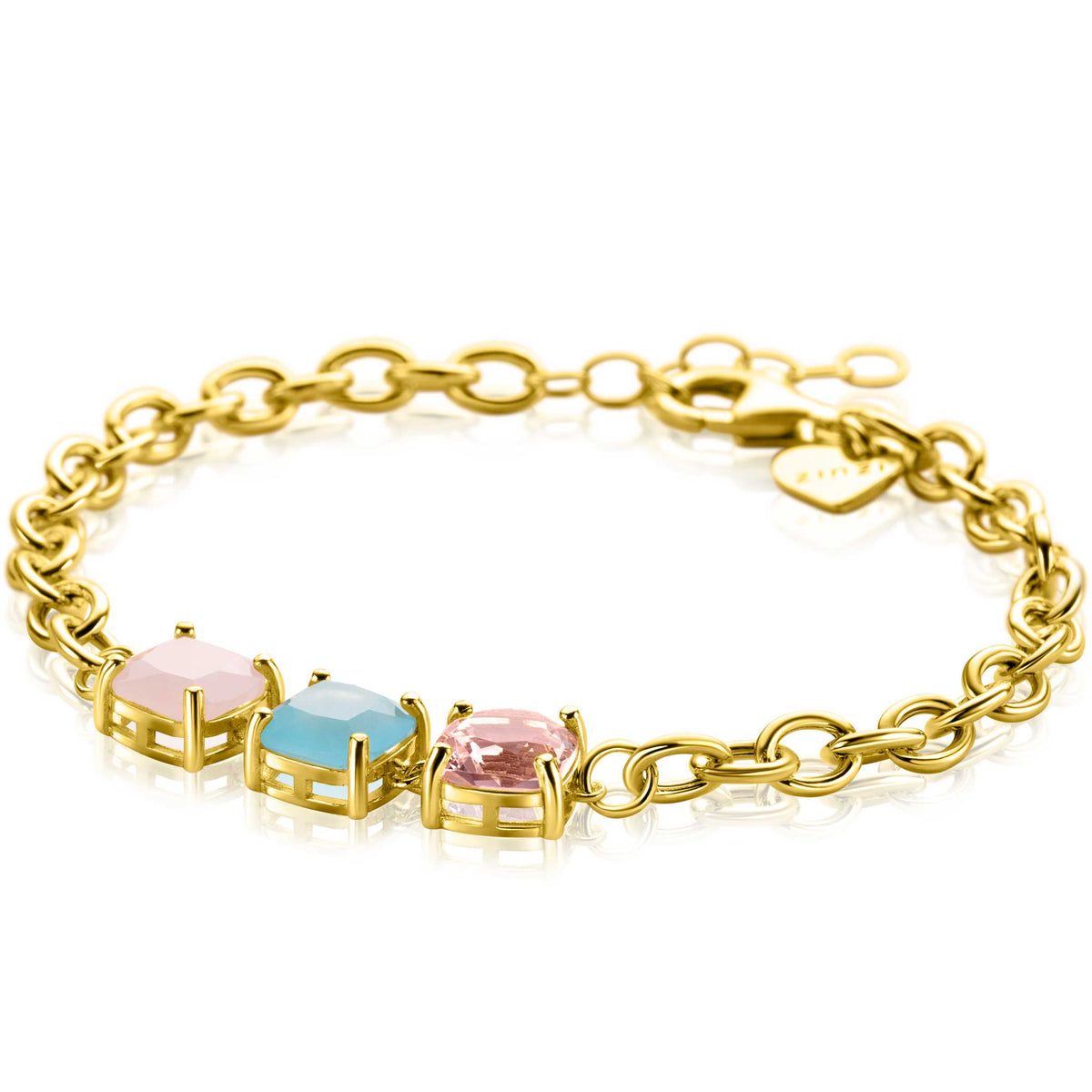 Gouden armband met schakels en drie gekleurde stenen in roze en blauw.