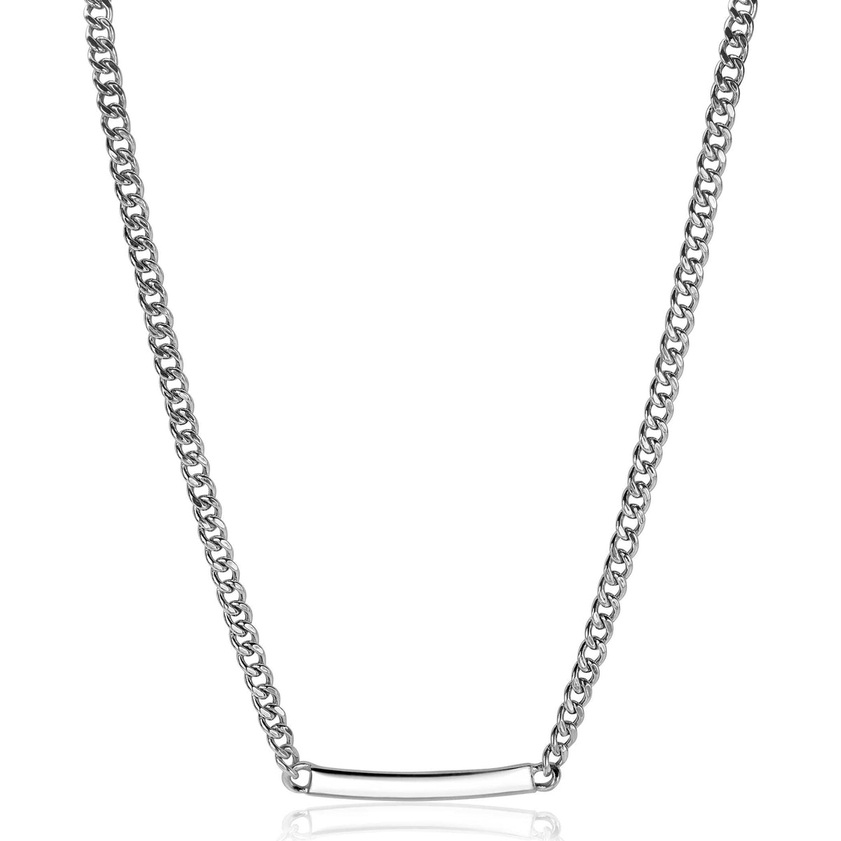 Zilveren ketting met een gladde, rechte hanger en een stevige schakelstructuur.