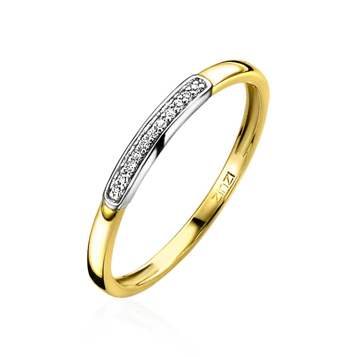Gouden ring met een zilveren inzet en vijf kleine steentjes aan de bovenkant.