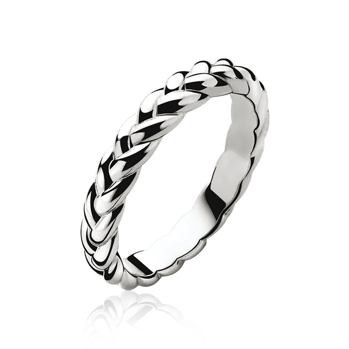 Zilveren ring met een gevlochten ontwerp en glanzende afwerking.