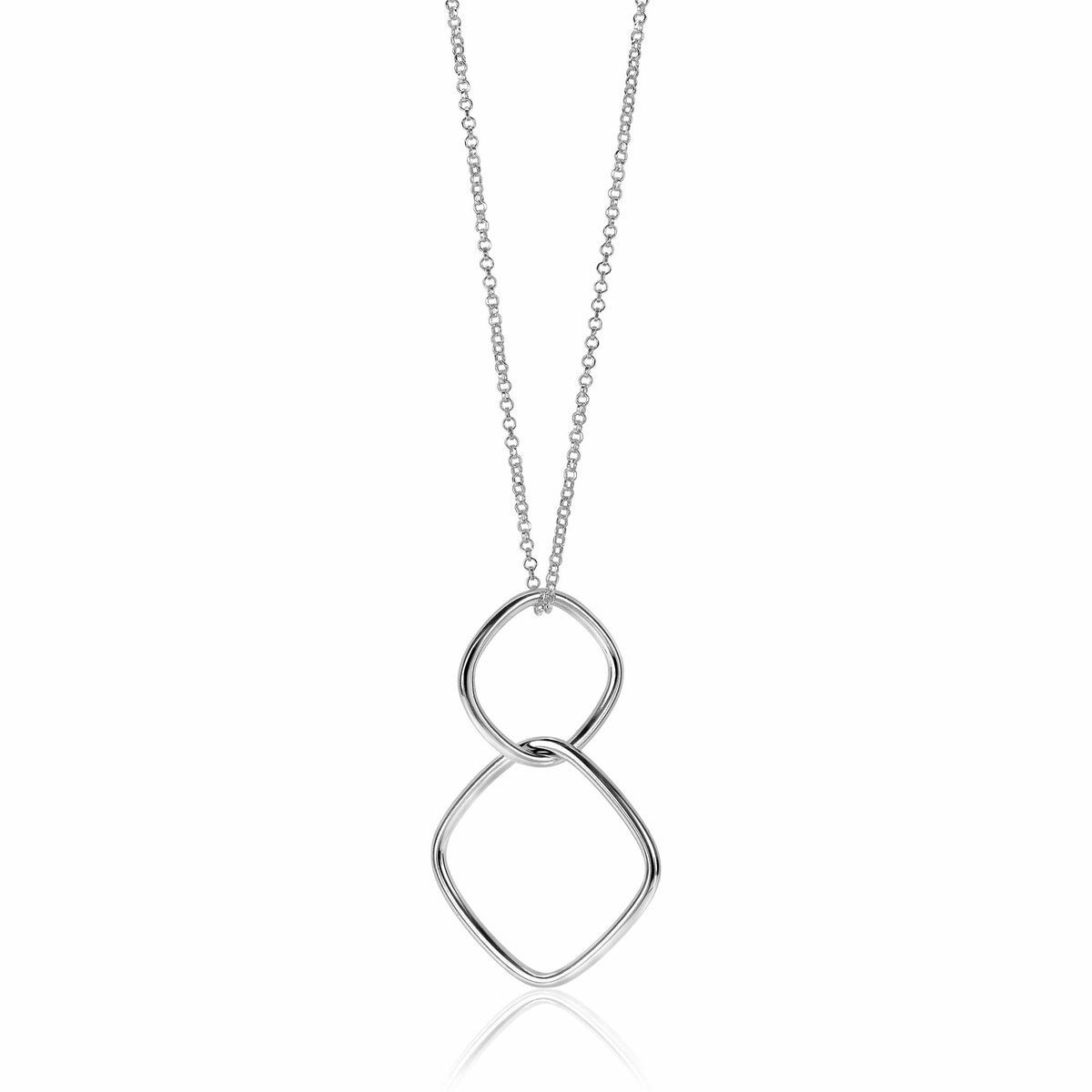 Zilveren ketting met twee overlappende, geometrische hangers in verschillende vormen.