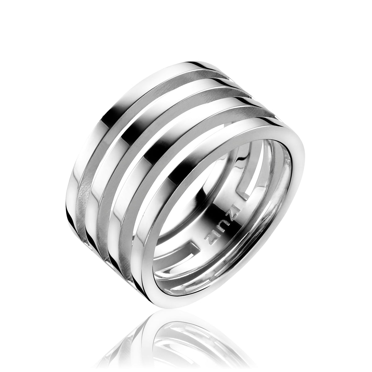 Zilveren ring met meerdere horizontale strepen en een glanzende afwerking.