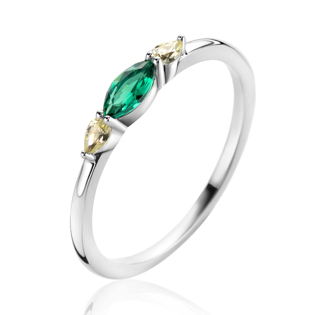 Zilveren ring met een groene marquise-vormige steen en twee peervormige gele stenen.