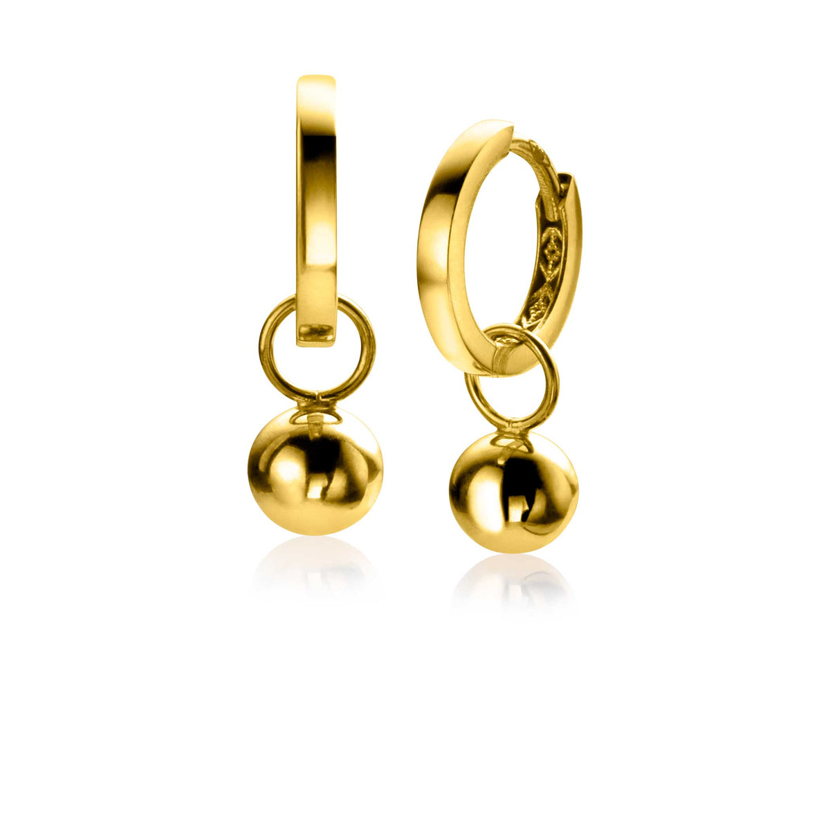 De Zinzi Oorbellen Goud Zgch392 van Zinzi zijn prachtige 14 krt gouden oorbedels met gouden ringen met kleine, bungelende bolletjes en een glanzende afwerking, elegant gepresenteerd op een effen witte achtergrond.