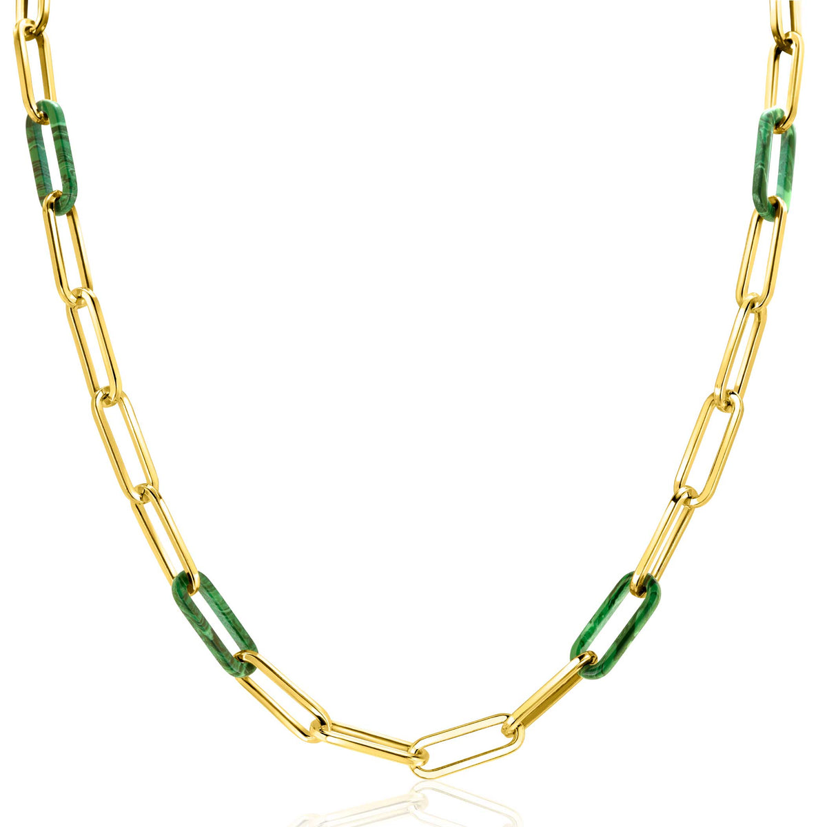 Gouden ketting met schakels en groene accenten.