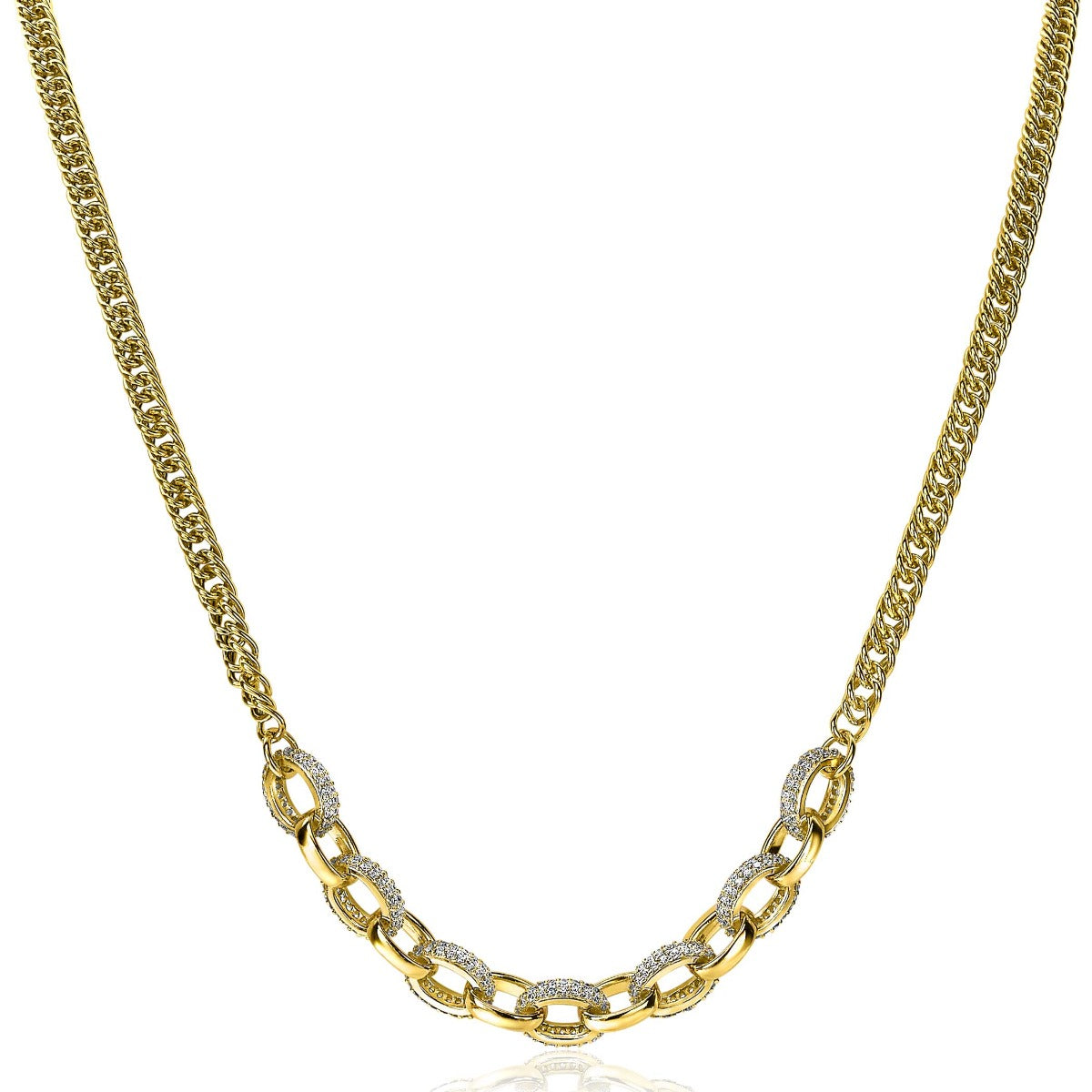 Gouden ketting met een schakelpatroon en een glanzende afwerking.