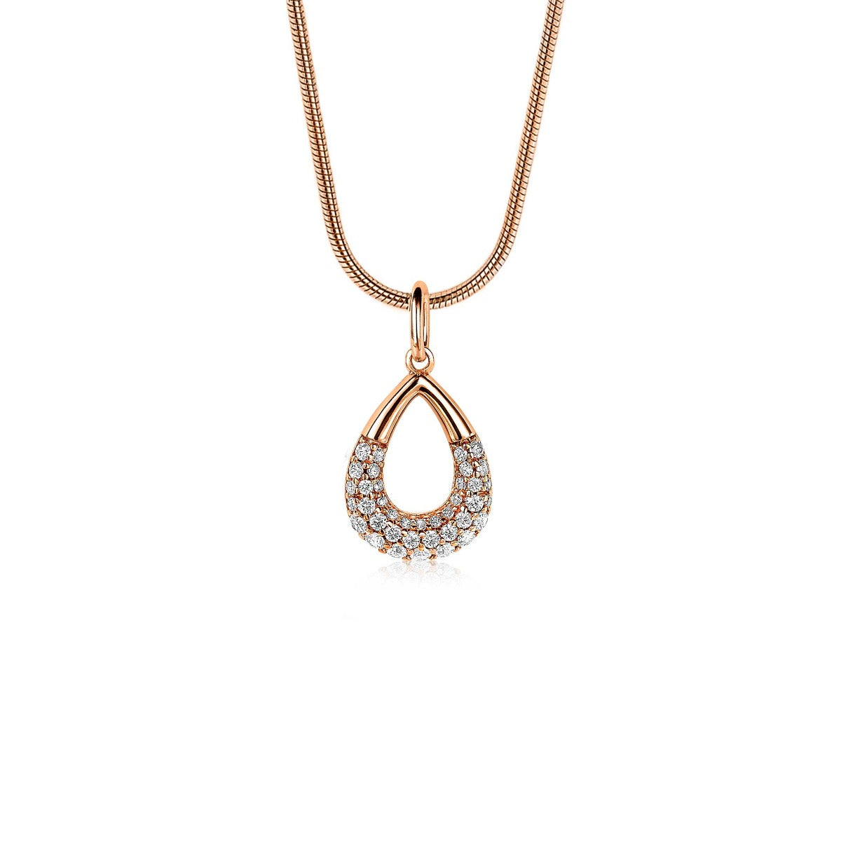 Roze gouden hanger in druppelvorm met sprankelende steentjes, hangend aan een fijne ketting.